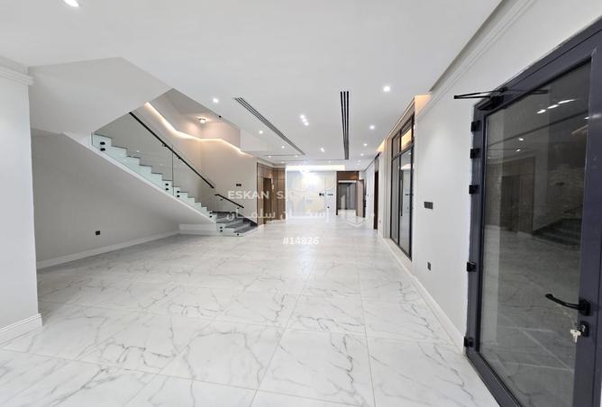 253853 - Property Image 3