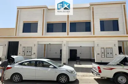 طابق كامل - 3 غرف نوم - 3 حمامات للبيع في الخليج - الرياض - الرياض