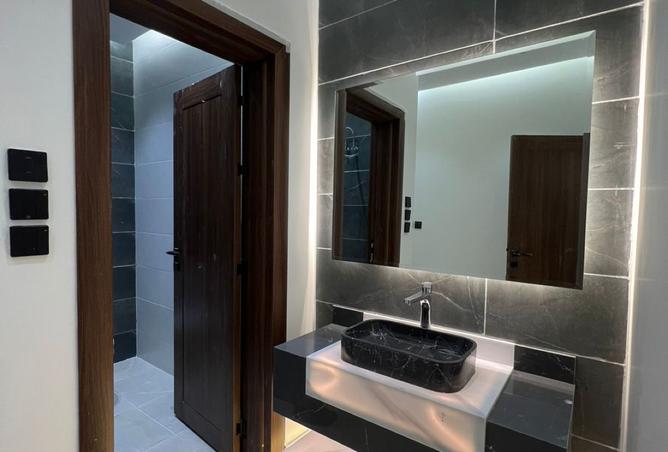 255477 - Property Image 2