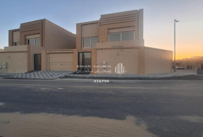 256885 - Property Main Image