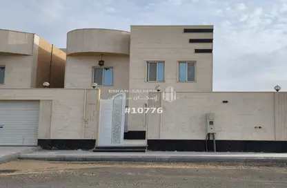 Villa - 7+ Bedrooms - 6 Bathrooms for sale in العزيزية - Al Jubail - Eastern