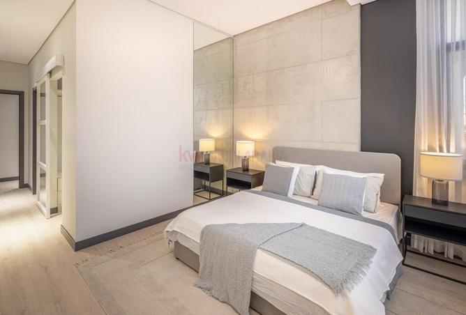 258815 - Property Image 2