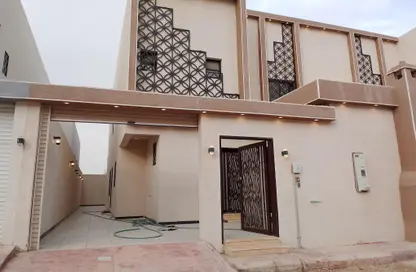Villa - 6 Bathrooms for sale in Badr - Riyadh - Ar Riyadh
