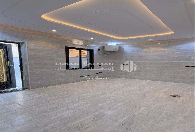 250387 - Property Image 2