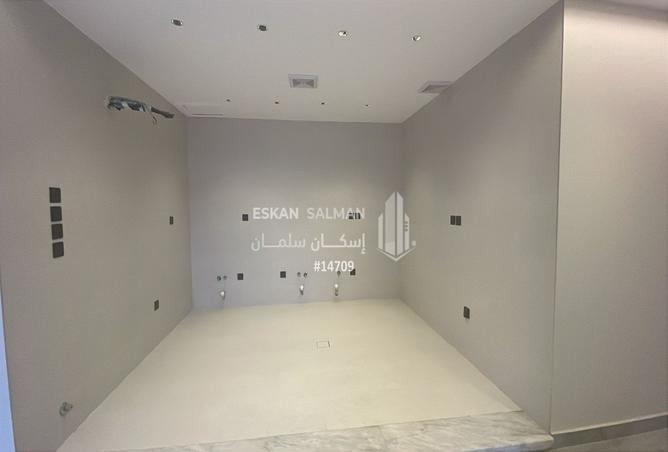 253631 - Property Image 3