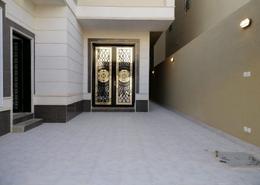 فيلا - 5 غرف نوم - 5 حمامات for للبيع in حي القادسية - شرق الرياض - الرياض