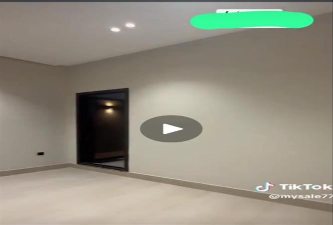 258307 - Property Image 2