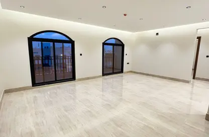 Apartment - 3 Bedrooms - 3 Bathrooms for rent in Al Munisiyah - Riyadh - Ar Riyadh