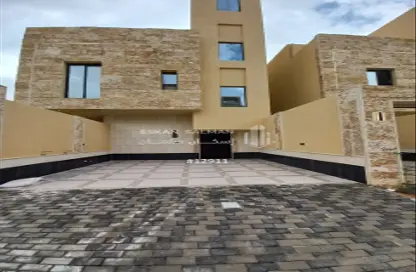Full Floor - 6 Bedrooms - 3 Bathrooms for sale in Tuwaiq - Riyadh - Ar Riyadh