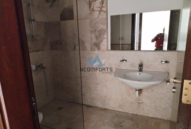 258408 - Property Image 2