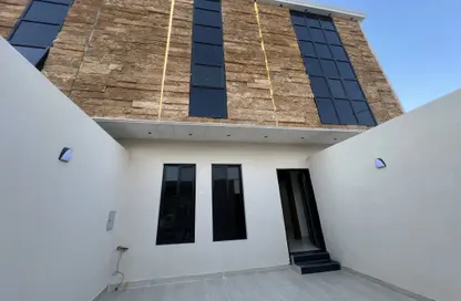 فيلا - 5 غرف نوم - 5 حمامات للبيع في الرمال - الرياض - الرياض