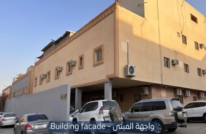 Apartment - 4 Bedrooms - 3 Bathrooms for rent in Dhahrat Laban - Riyadh - Ar Riyadh