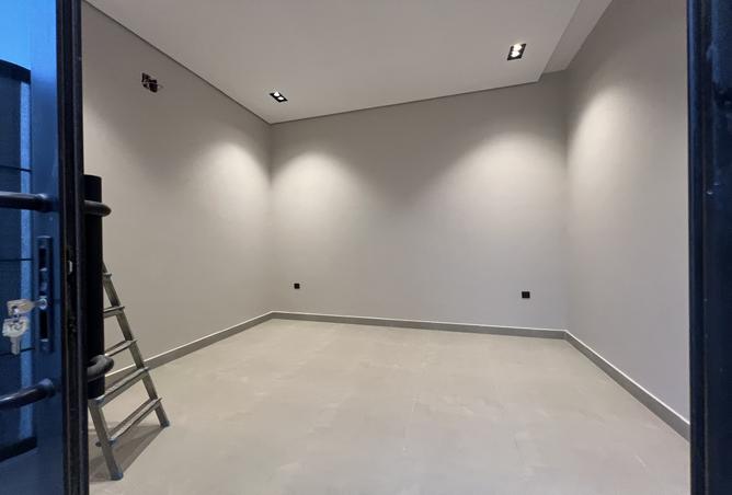 257786 - Property Image 2