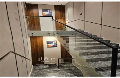 طابق كامل - 4 غرف نوم - 4 حمامات للبيع في المونسية - الرياض - الرياض