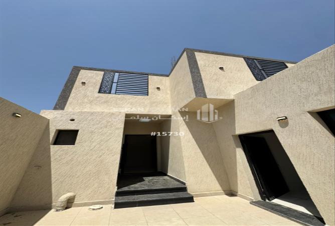 255259 - Property Image 2