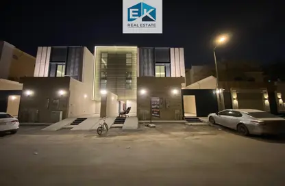 Full Floor - 4 Bedrooms - 4 Bathrooms for sale in Al Yarmuk - Riyadh - Ar Riyadh