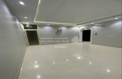 Villa - 4 Bedrooms - 5 Bathrooms for sale in Al Qryniah - Jeddah - Makkah Al Mukarramah