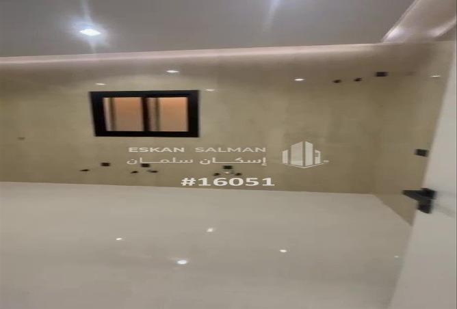 255842 - Property Image 3