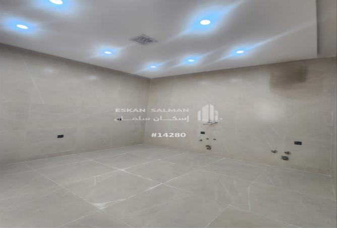 253117 - Property Image 3
