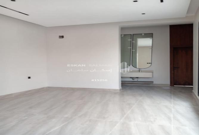 254708 - Property Image 2