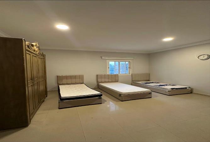 258050 - Property Image 2