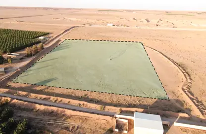 Farm - Studio for sale in مزارع شرق البطين - Al Qassim