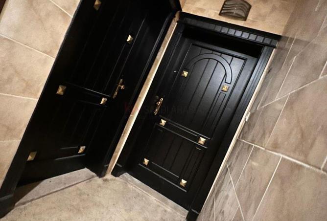 255242 - Property Image 3