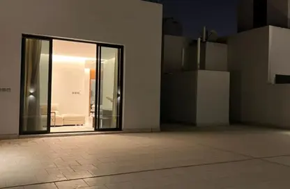 Apartment - 3 Bedrooms - 3 Bathrooms for rent in Al Malqa - Riyadh - Ar Riyadh