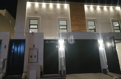 شقة - 6 غرف نوم - 5 حمامات للبيع في الجنادرية - الرياض - الرياض