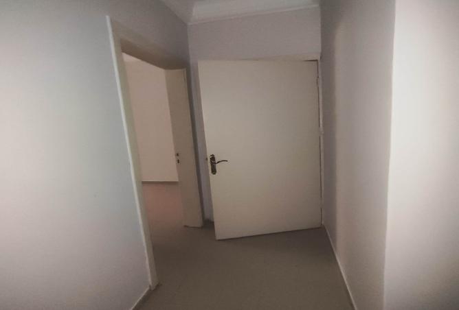 258505 - Property Image 2