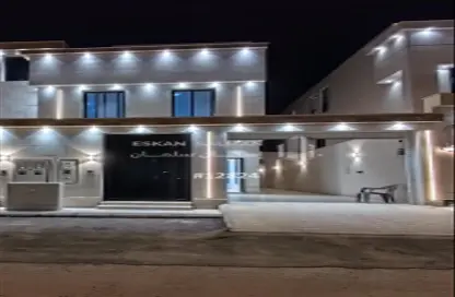 Full Floor - 6 Bedrooms - 5 Bathrooms for sale in Al Qadisiyah - Riyadh - Ar Riyadh