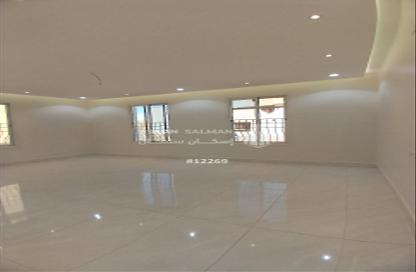 Apartment - 5 Bedrooms - 3 Bathrooms for sale in Al Arin - Abha - Asir