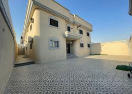 فيلا - 5 غرف نوم - 3 حمامات for للبيع in العزيزية - الرياض