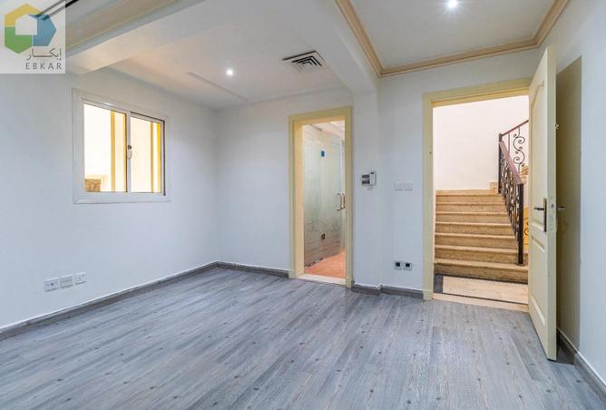 254892 - Property Image 2