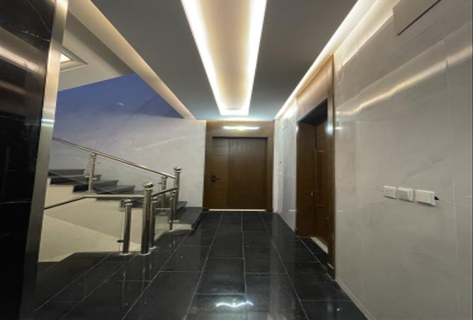 258395 - Property Image 3