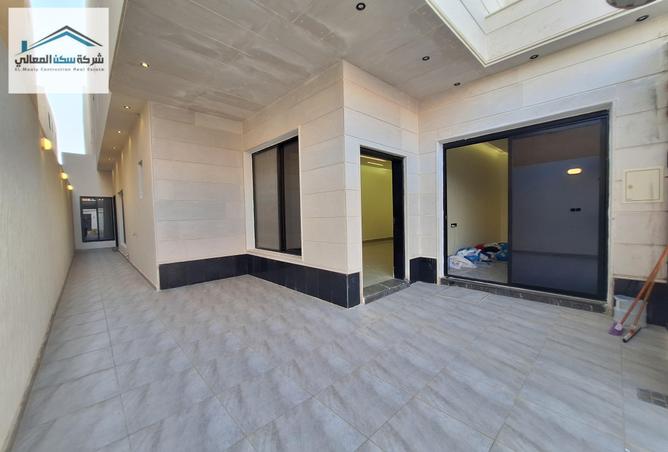 فيلا - 5 غرف نوم - 6 حمامات للبيع في الرمال - الرياض - الرياض