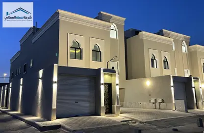 طابق كامل - 4 غرف نوم - 3 حمامات للبيع في المعيزيلة - الرياض - الرياض