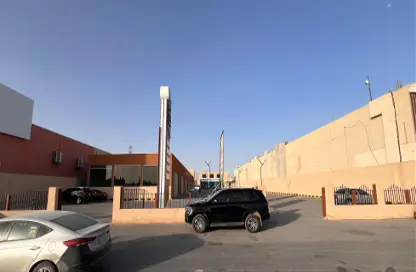 صالة عرض - استوديو - 5 حمامات للايجار في القادسية - الرياض - الرياض