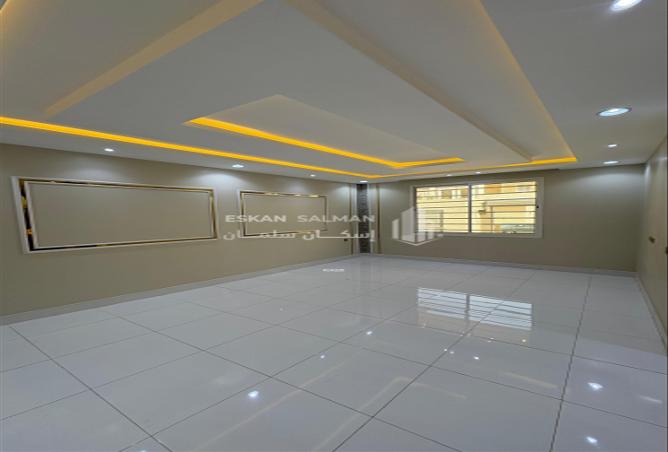 253219 - Property Image 3