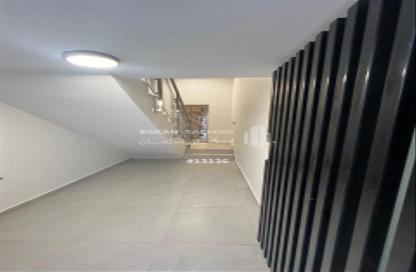 Apartment - 4 Bedrooms - 3 Bathrooms for sale in Al Janadriyah - Riyadh - Ar Riyadh