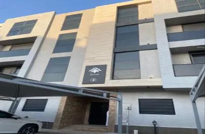 Apartment - 3 Bedrooms - 3 Bathrooms for rent in Al Malqa - Riyadh - Ar Riyadh