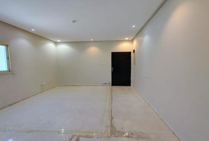 256380 - Property Image 2