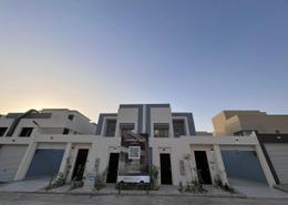 Duplex - 4 bedrooms - 8 bathrooms for للبيع in An Narjis - North Riyadh - Ar Riyadh
