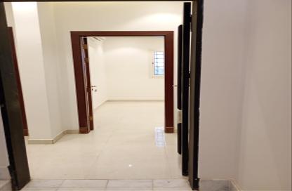 Apartment - 3 Bedrooms - 2 Bathrooms for rent in Al Malqa - Riyadh - Ar Riyadh