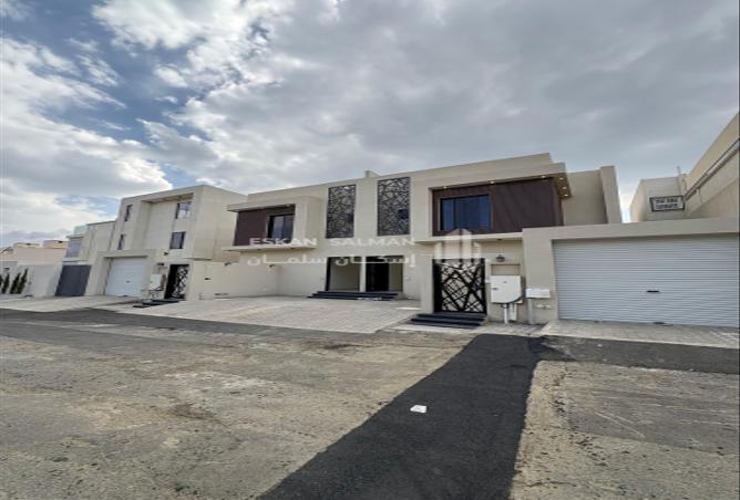 255974 - Property Image 2