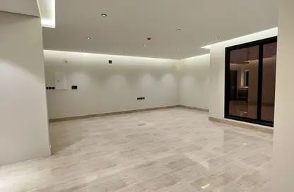 Apartment - 3 Bedrooms - 3 Bathrooms for rent in Al Munisiyah - Riyadh - Ar Riyadh