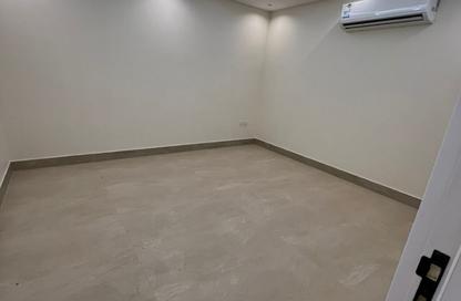 شقة - 4 غرف نوم - 3 حمامات للايجار في العارض - الرياض - الرياض