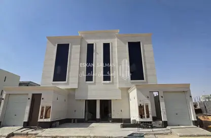 طابق كامل - 6 غرف نوم - 3 حمامات للبيع في الجنادرية - الرياض - الرياض