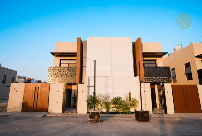 256310 - Property Image 2