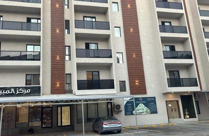 Apartment - 4 Bedrooms - 3 Bathrooms for rent in Al Hamra - Al Khubar - Eastern